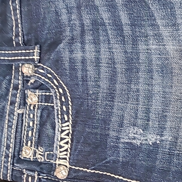 MISS ME BERMUDA FLAP POCKETS DENIM JEAN SHORTS - Picture 6 of 11